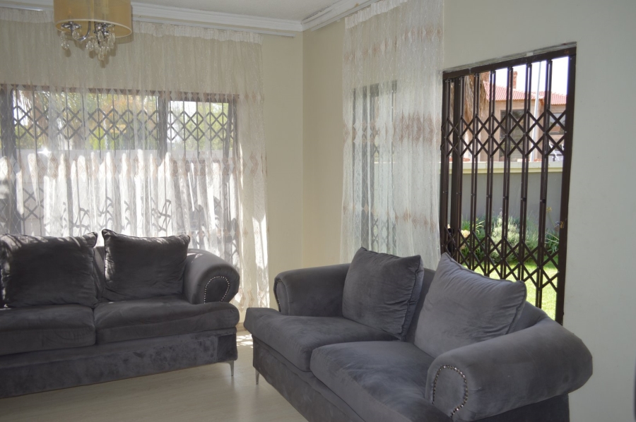 5 Bedroom Property for Sale in Doringkruin North West